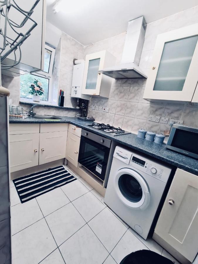 Stunning 3 Bedroom Flat In Stockwell ロンドン エクステリア 写真