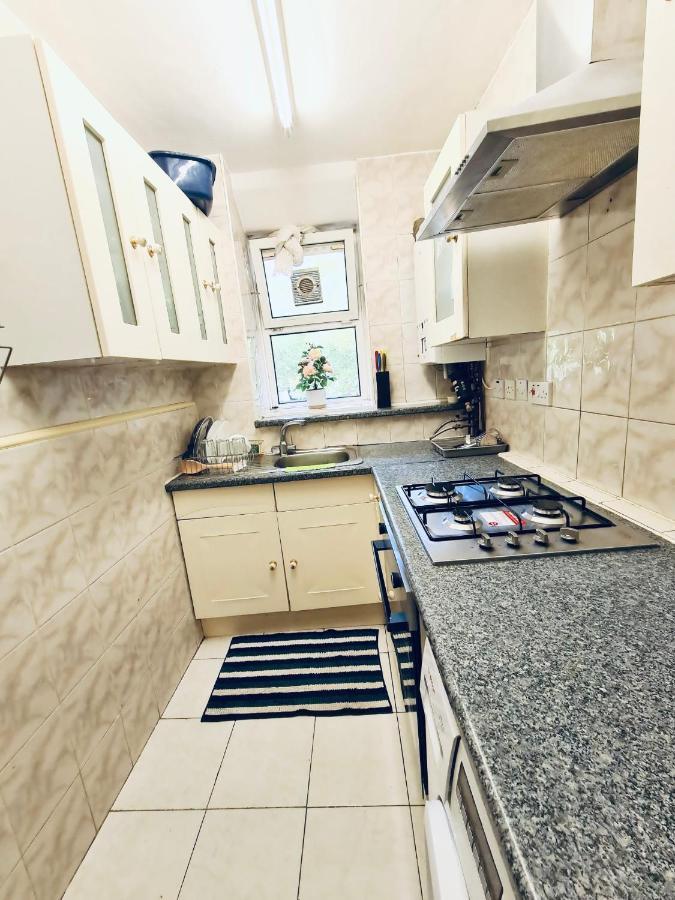 Stunning 3 Bedroom Flat In Stockwell ロンドン エクステリア 写真